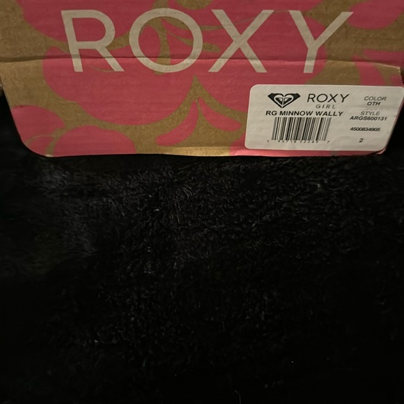 Roxy Size 2 kids new without tags and box, top open. - Picture 3 of 5